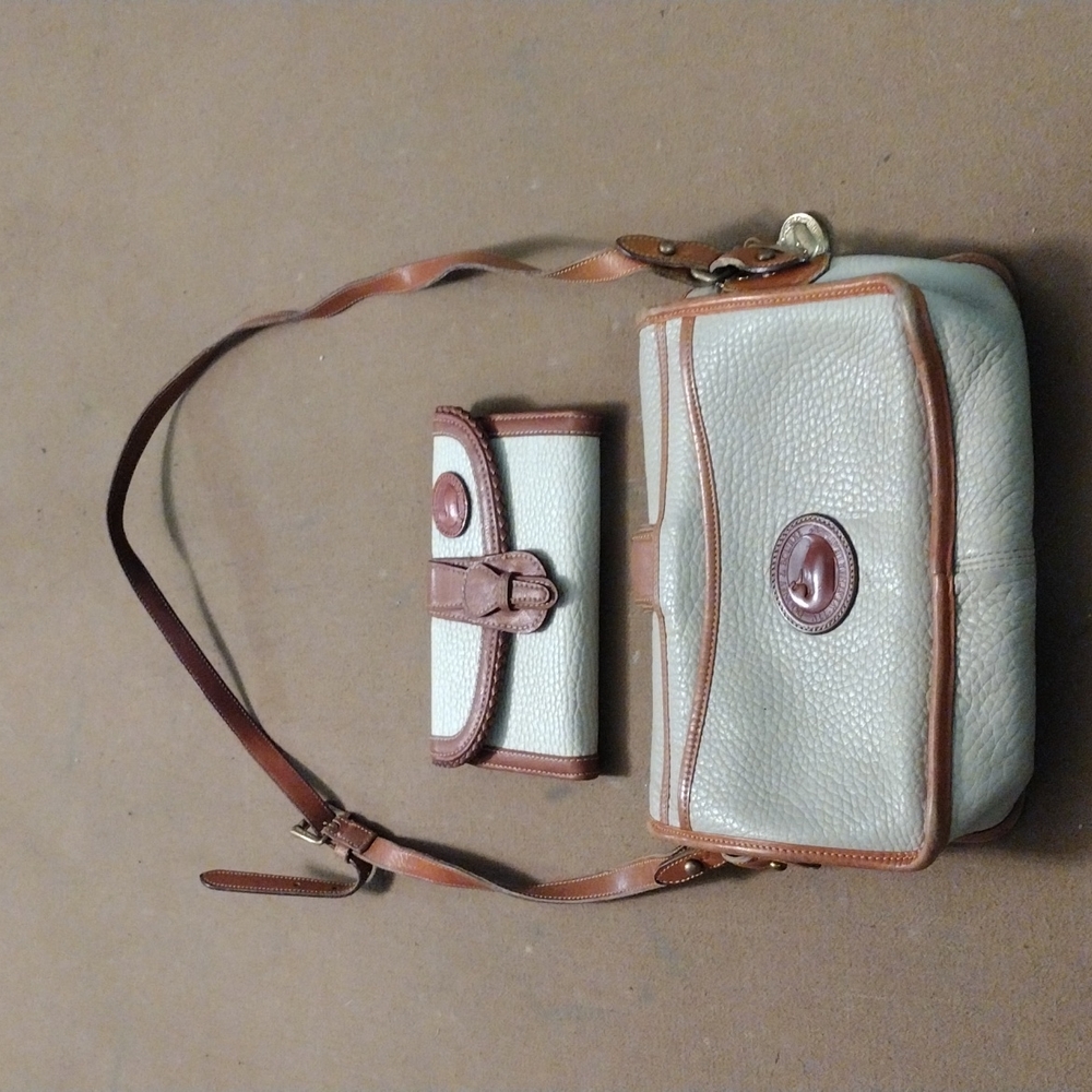 Vintage Dooney&Bourke hand bag and matching wallet